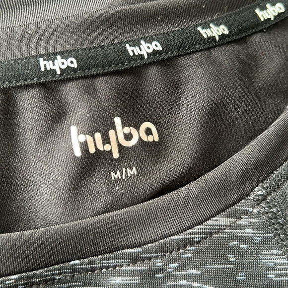 Hyba activewear top - Picture 5 of 8